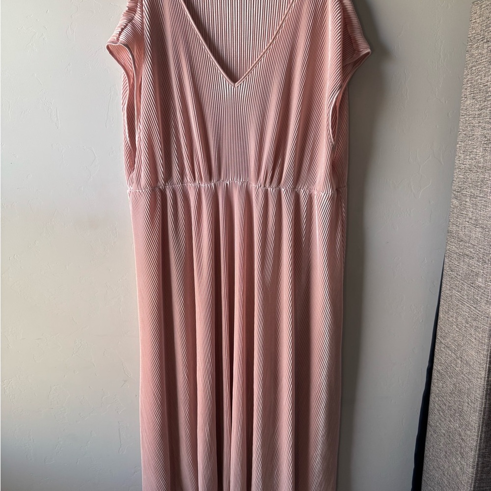 SHEIN Pink Babydoll Maxi Dress with V-Neck and Dolman Cap Sleeves